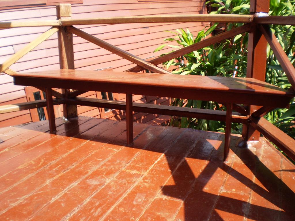 bench1
